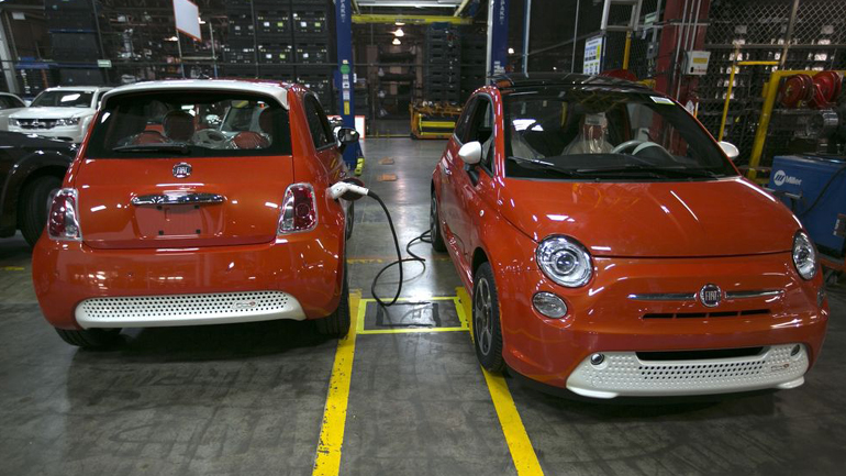 Χιλιάδες φωτοβολταϊκά και 850 σημεία φόρτισης από τη Fiat Chrysler